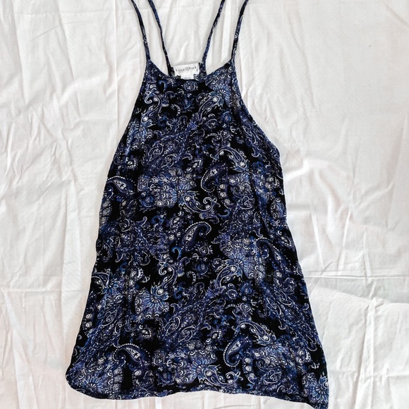 Paisley pattern blouse with slits on the side - Picture 4 of 5